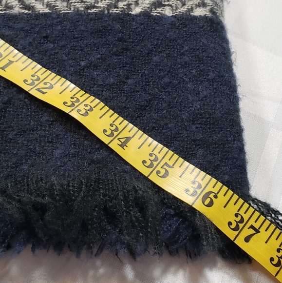 Unbranded shall 100% polyester 37 p2p - Picture 5 of 5